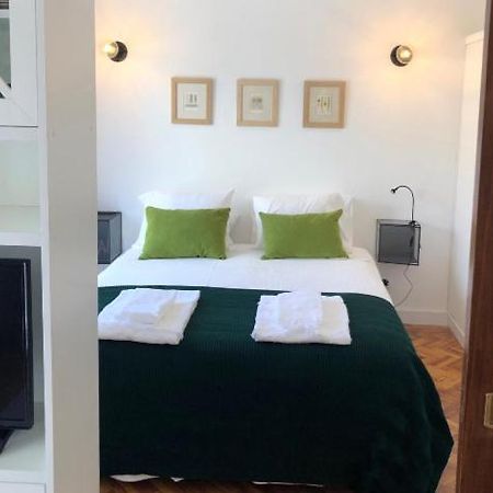 New Apartment On The Beach Cascais Eksteriør bilde